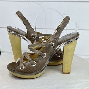 Michael Kors Carla Brown Leather Platform Heels Buckle Accent Closure Womens 10M